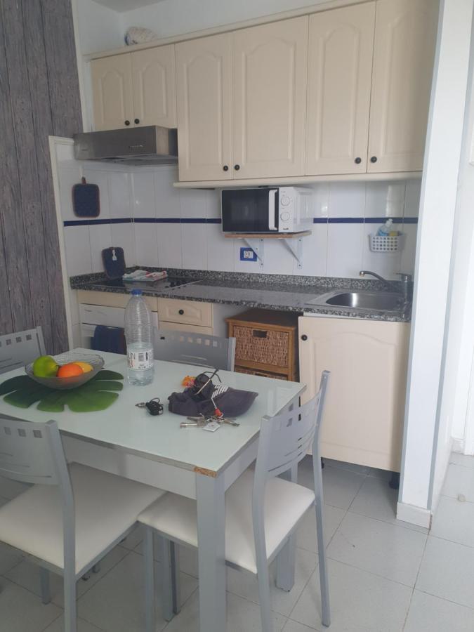 Apartmento Juana 2 ปูแอร์โตเดลคาร์เมน ภายนอก รูปภาพ